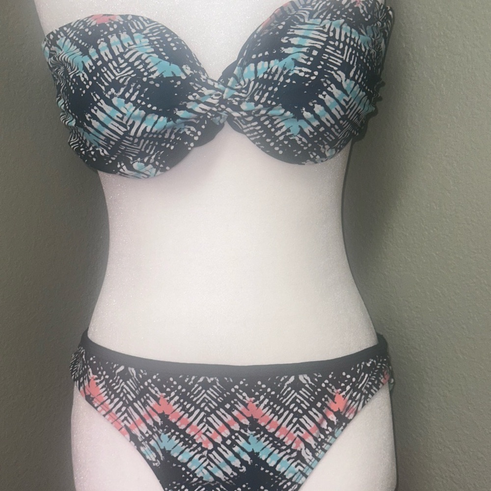 One Star Converse Colorful Patterned Bikini Set - Picture 3 of 6